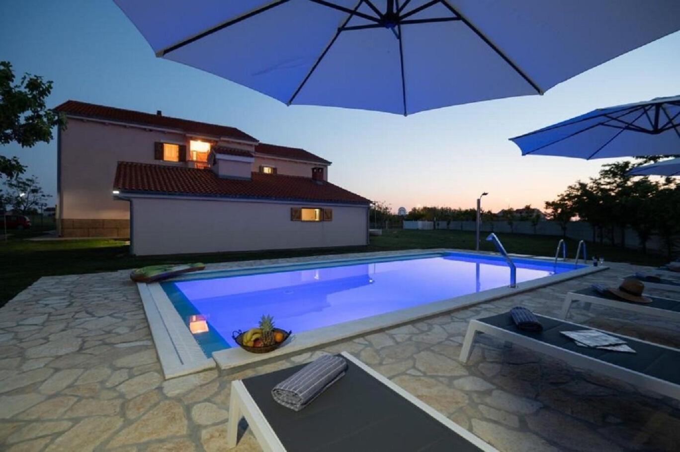 Apartments Armitage Privlaka  Bagian luar foto